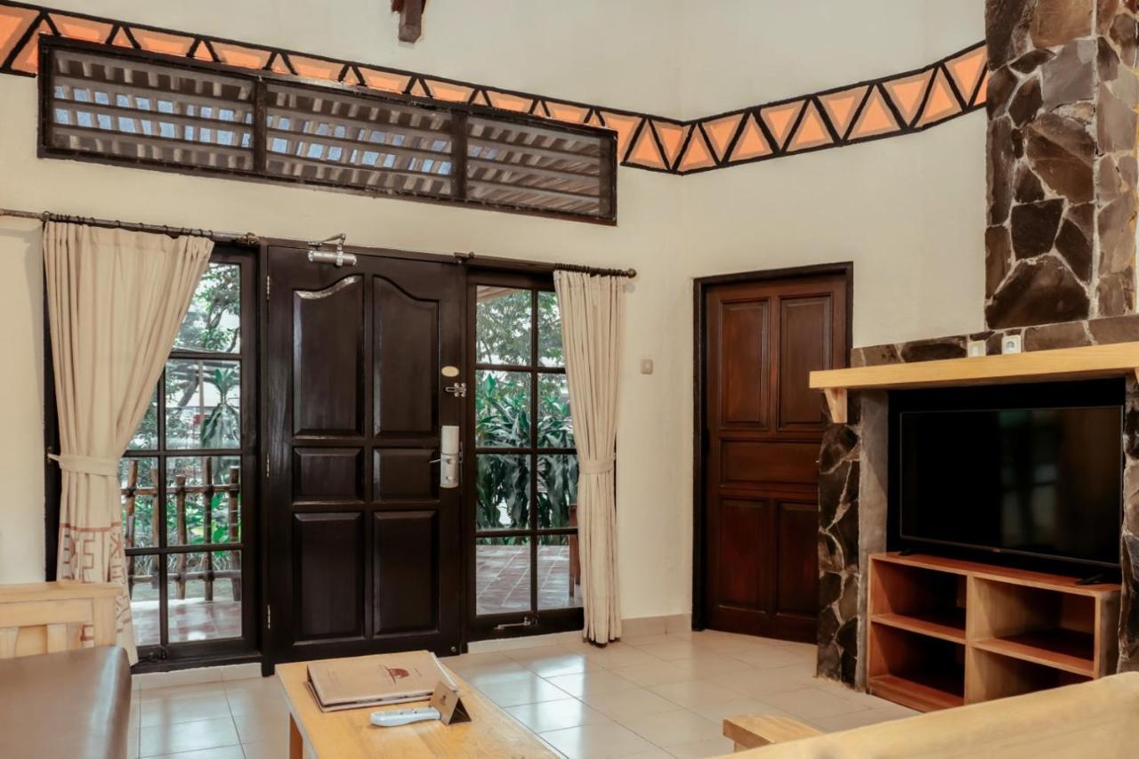 Royal Safari Garden Resort&Convention Bogor Extérieur photo