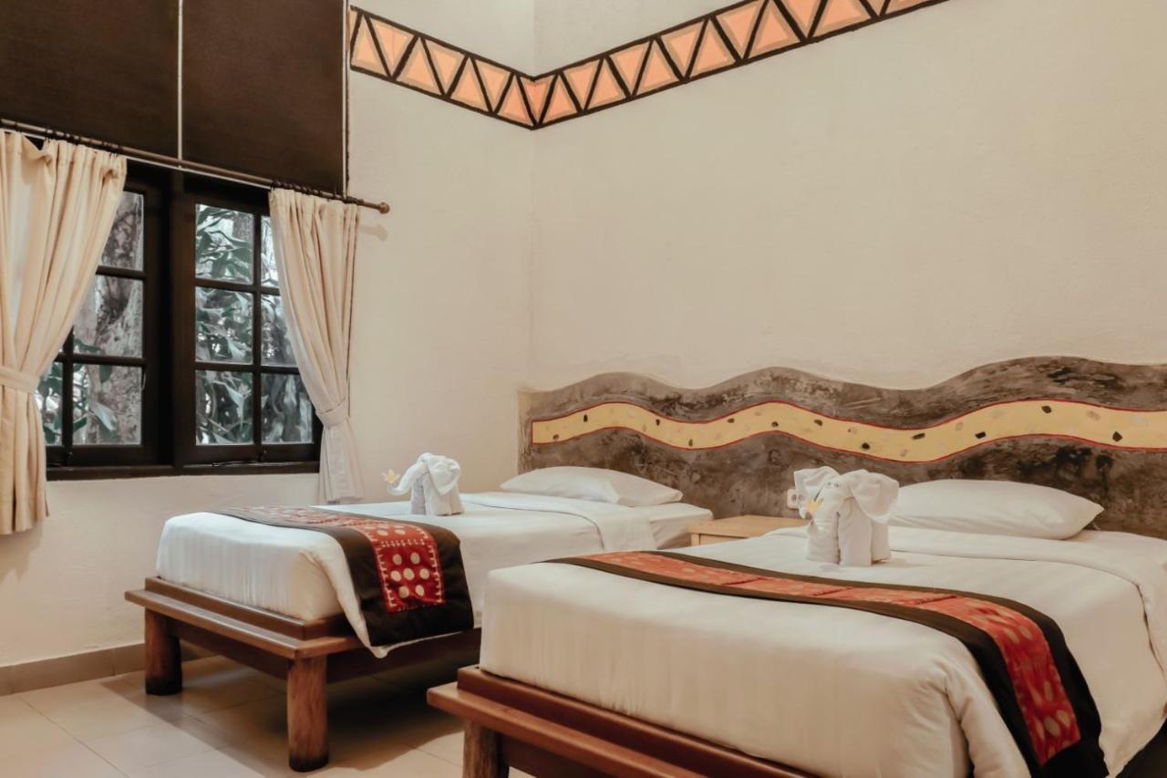 Royal Safari Garden Resort&Convention Bogor Extérieur photo
