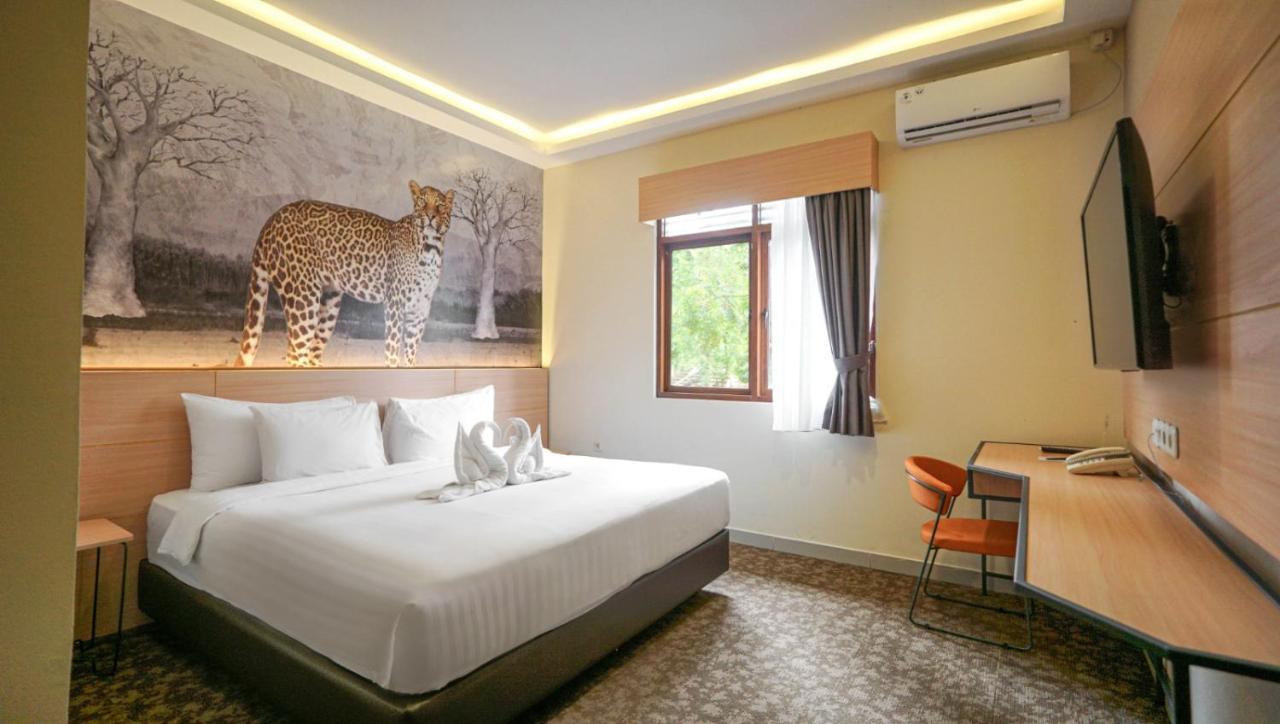 Royal Safari Garden Resort&Convention Bogor Extérieur photo