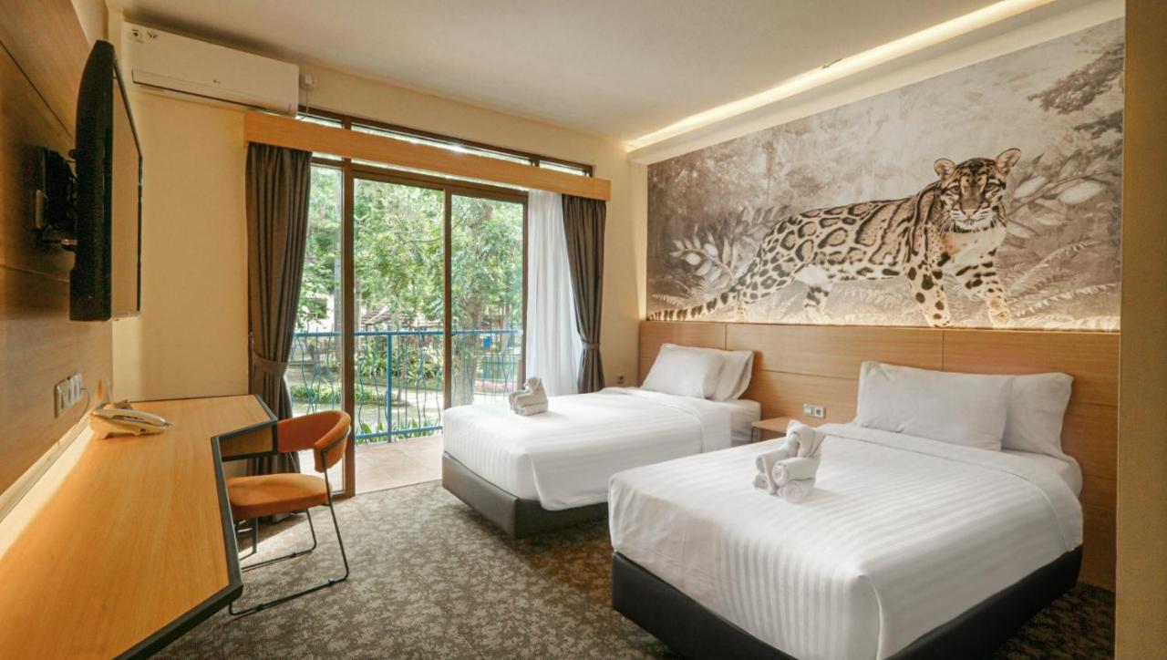 Royal Safari Garden Resort&Convention Bogor Extérieur photo